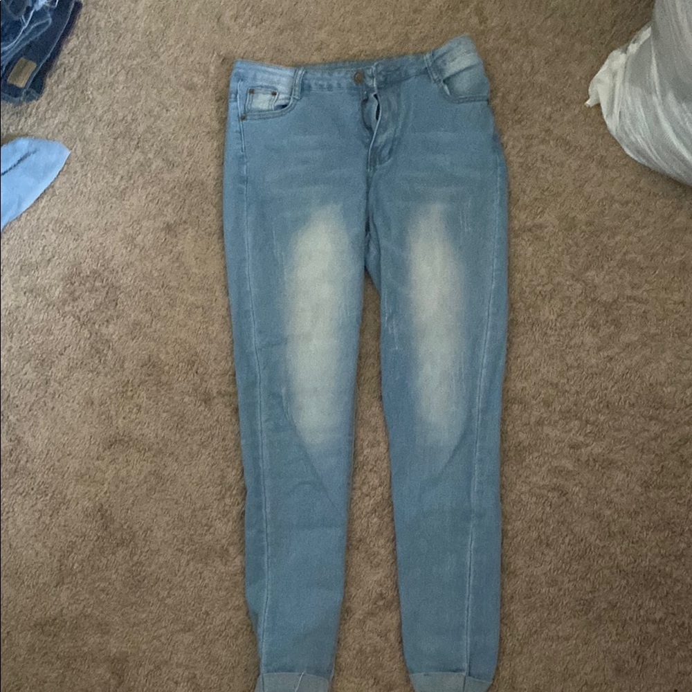 Women's Light Blue Jeans